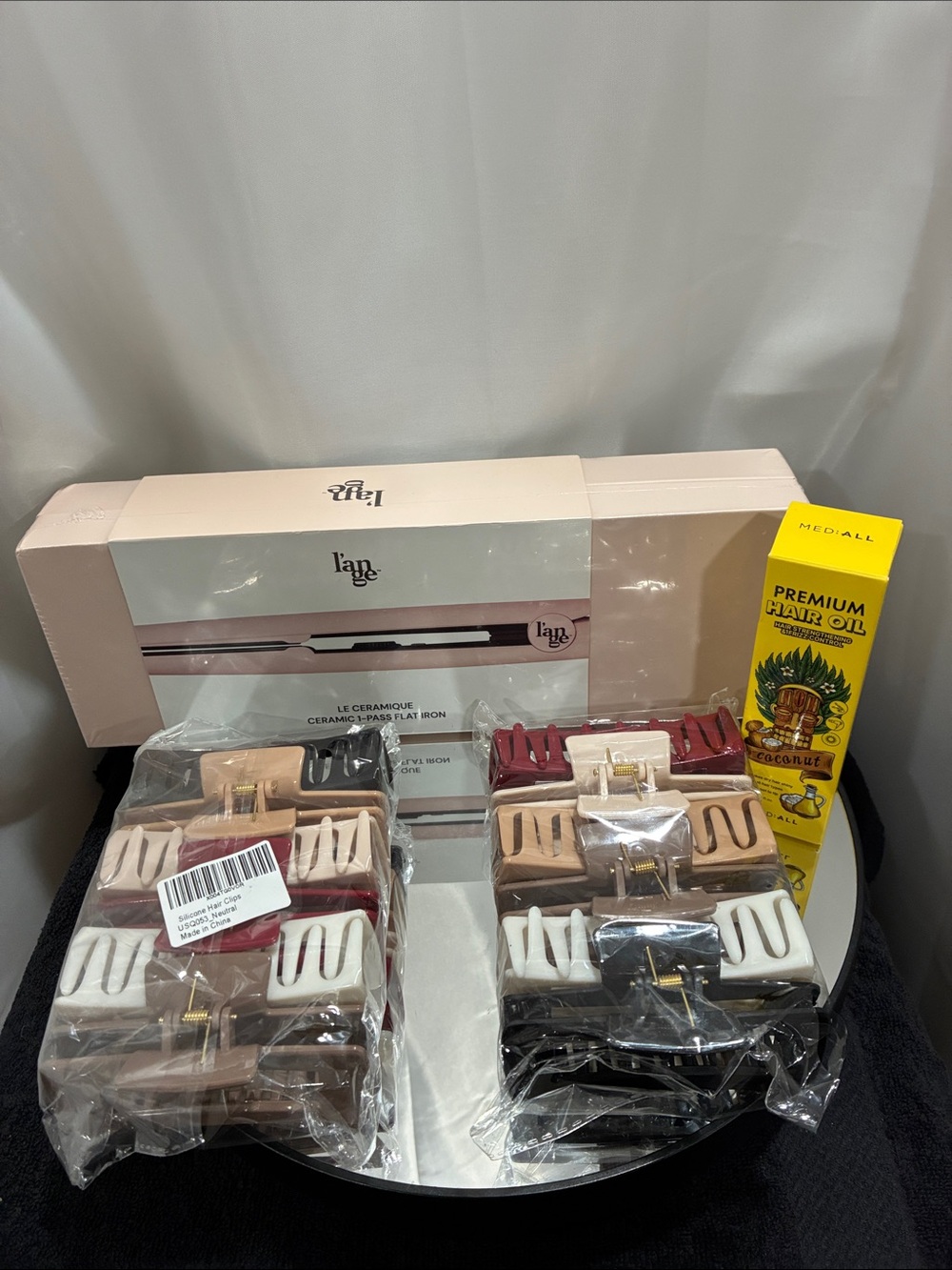 Le Ceramique flat iron & hair bundle products 
NWT